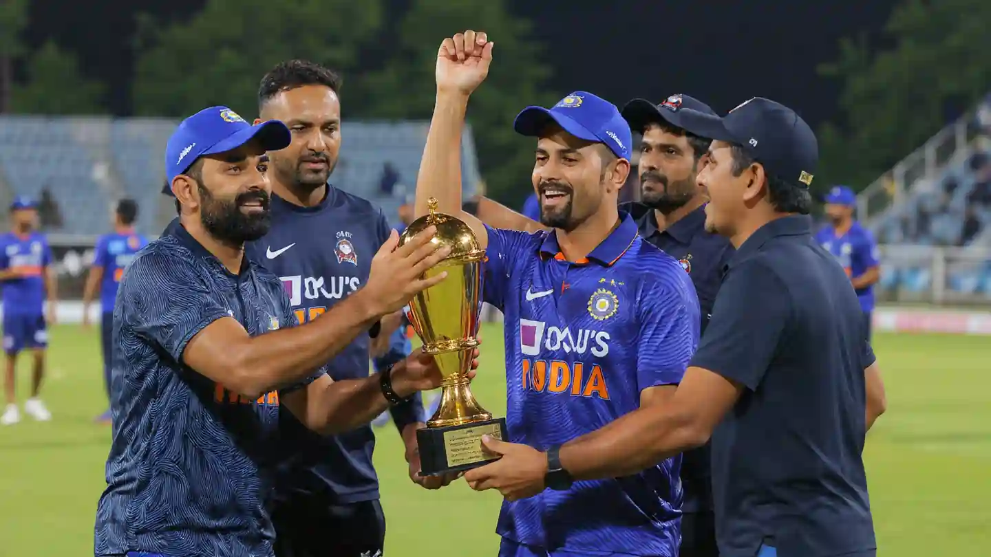 रोहित शर्मा विराट कोहली सलाम